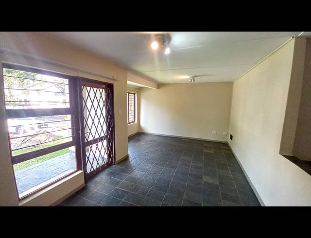 3 BEDROOM APARTMENT FOR SALE IN FERNDALE